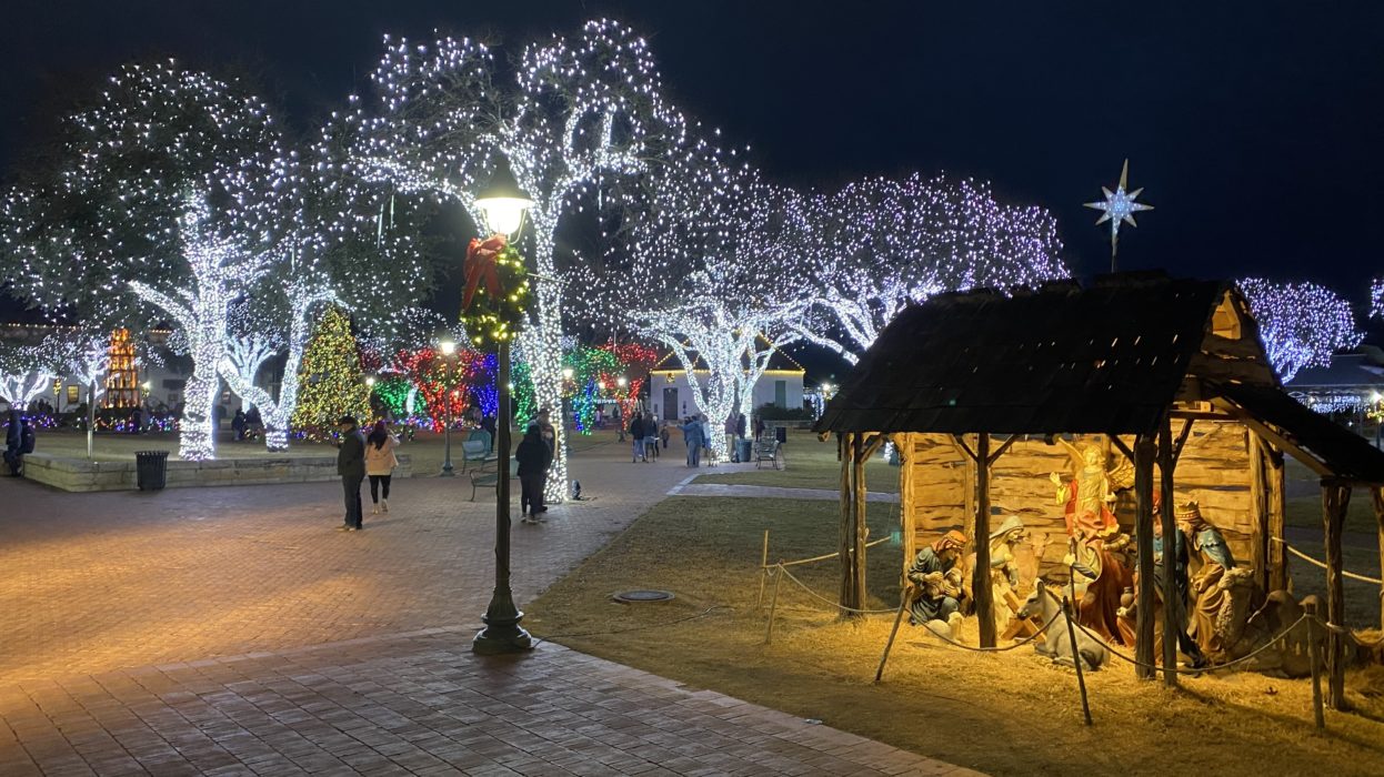 Fredericksburg Texas Christmas Parade 2022 Holiday Events In Fredericksburg - San Antonio Magazine